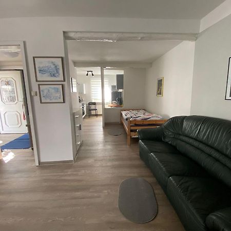 Ferienwohnung Mit Separatem Eingang Und Parkplatz, Ideal Fuer Handwerker Und Geschaeftsreisende Dorf Mecklenburg Eksteriør bilde