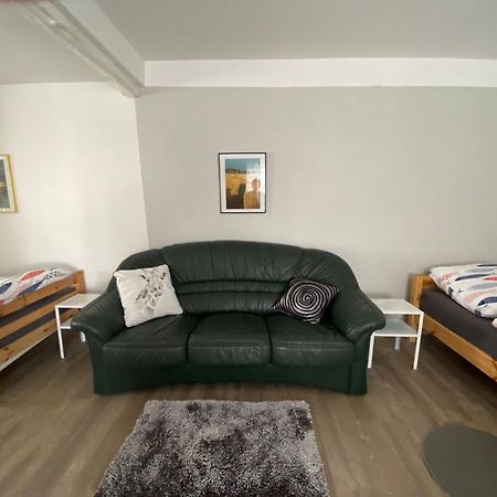 Ferienwohnung Mit Separatem Eingang Und Parkplatz, Ideal Fuer Handwerker Und Geschaeftsreisende Dorf Mecklenburg Eksteriør bilde
